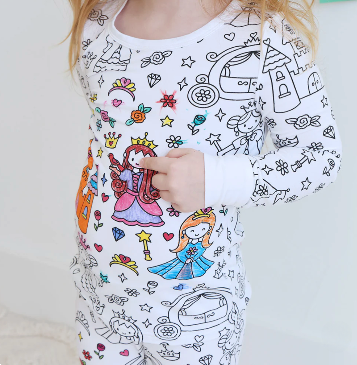 Kinder Pyjama Set & Buntstifte - impassion.ch