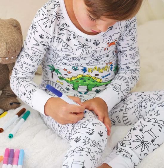 Kinder Pyjama Set & Buntstifte - impassion.ch